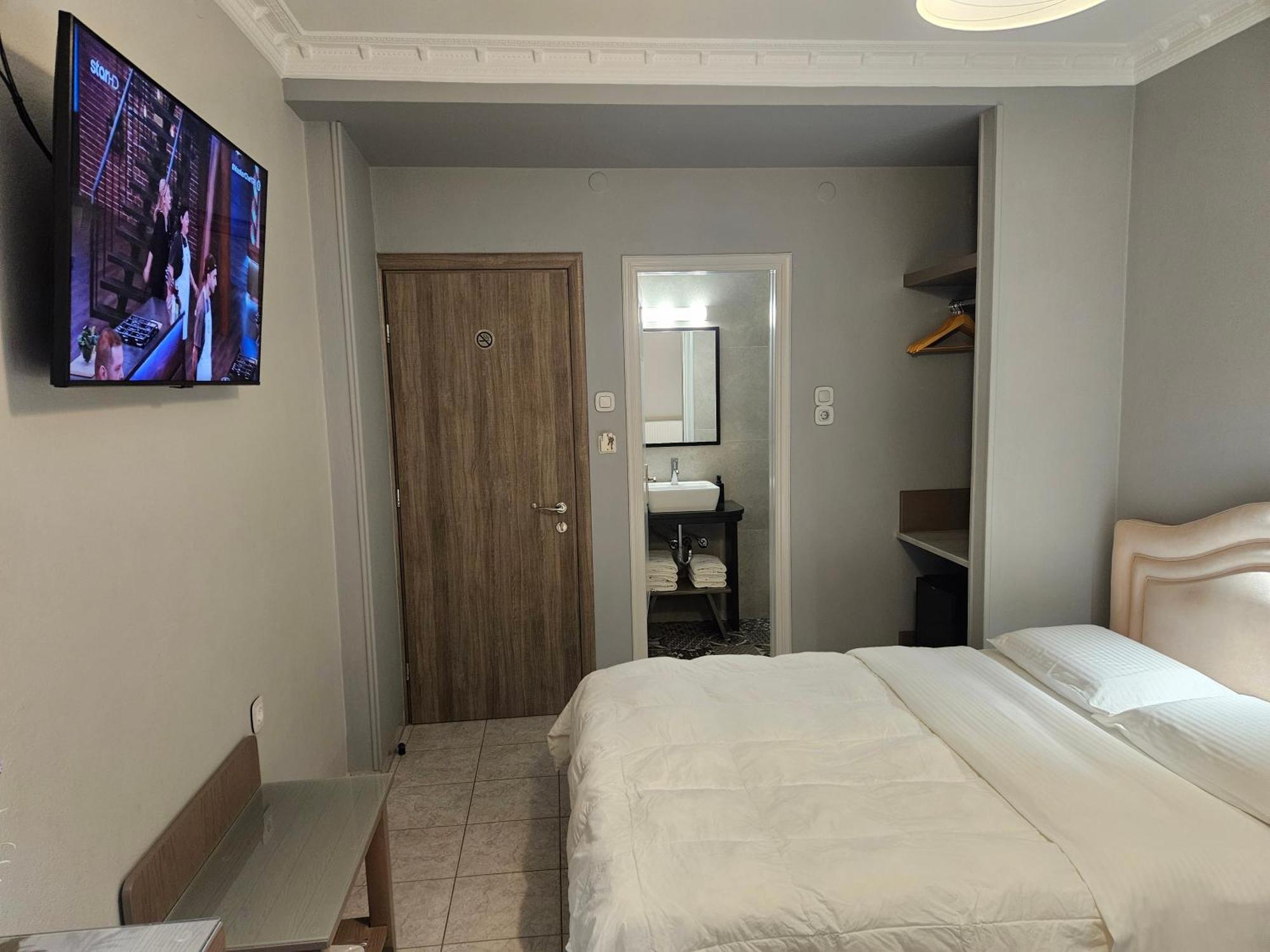 Hotel Anastasia Волос Екстер'єр фото