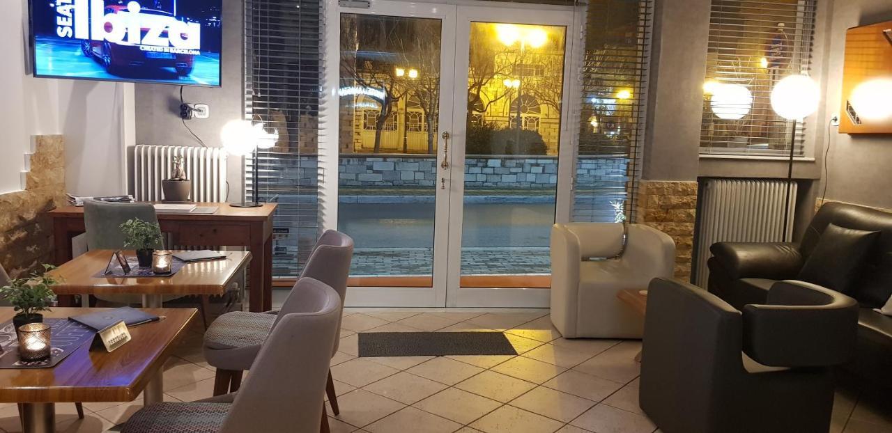 Hotel Anastasia Волос Екстер'єр фото